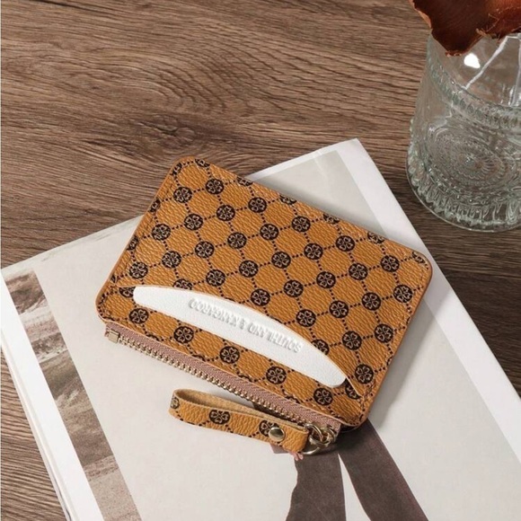 ⚠️Clearance Brown Patterned Small & Slim Cardholder / Wallet - Picture 5 of 7